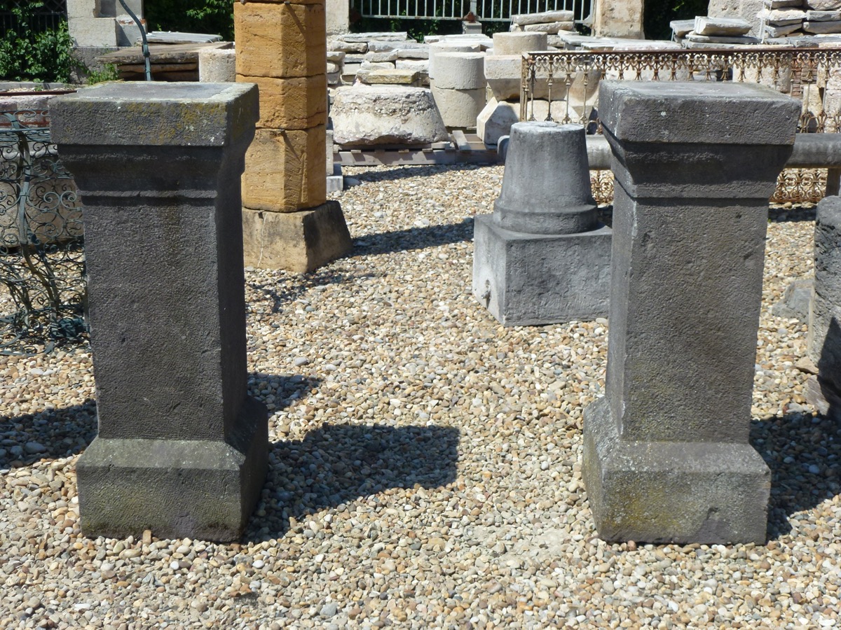 Antique Pedestal, antique base  - Stone - Néo-classique - XIXthC.
