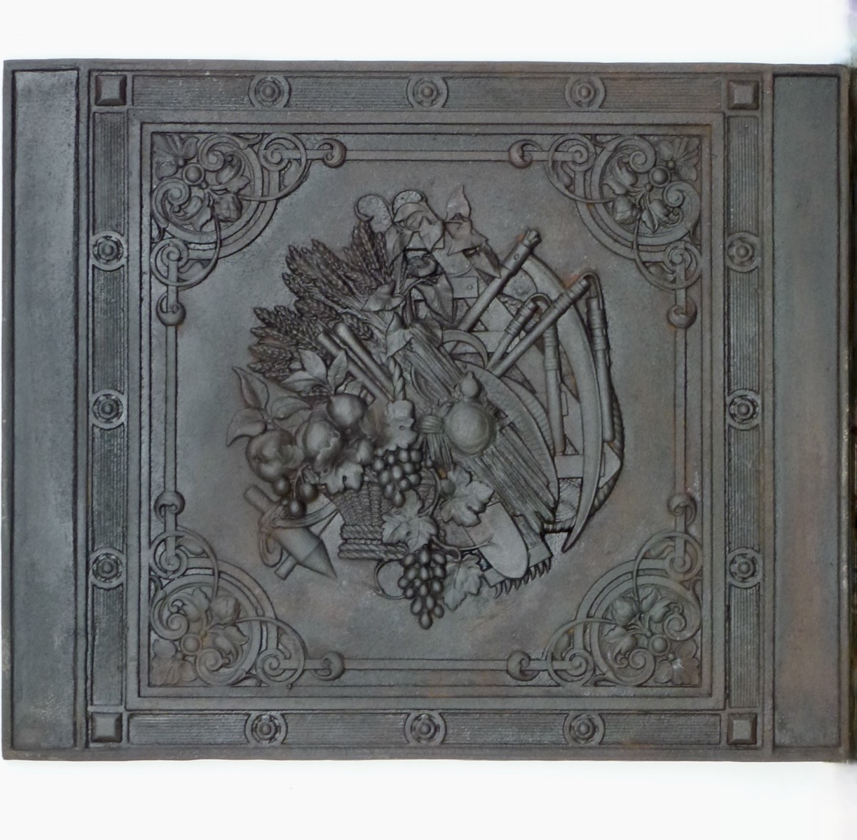 Plaque cheminée ancienne, Contrecoeur ancien  - Fonte - Louis XVI - XXeS.