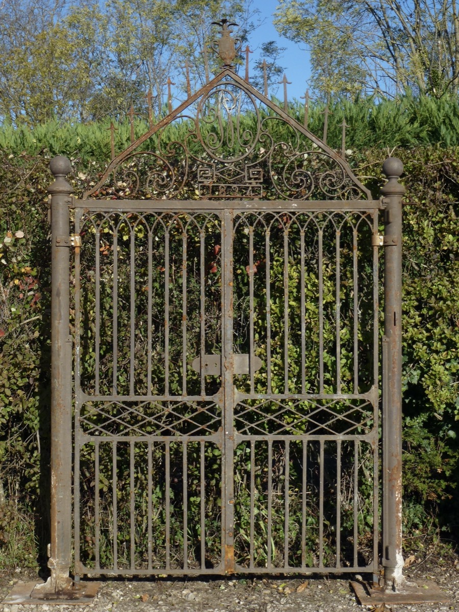 Antique gate, Gatepillar  - Wrought iron - Charles X - XIXth C.
