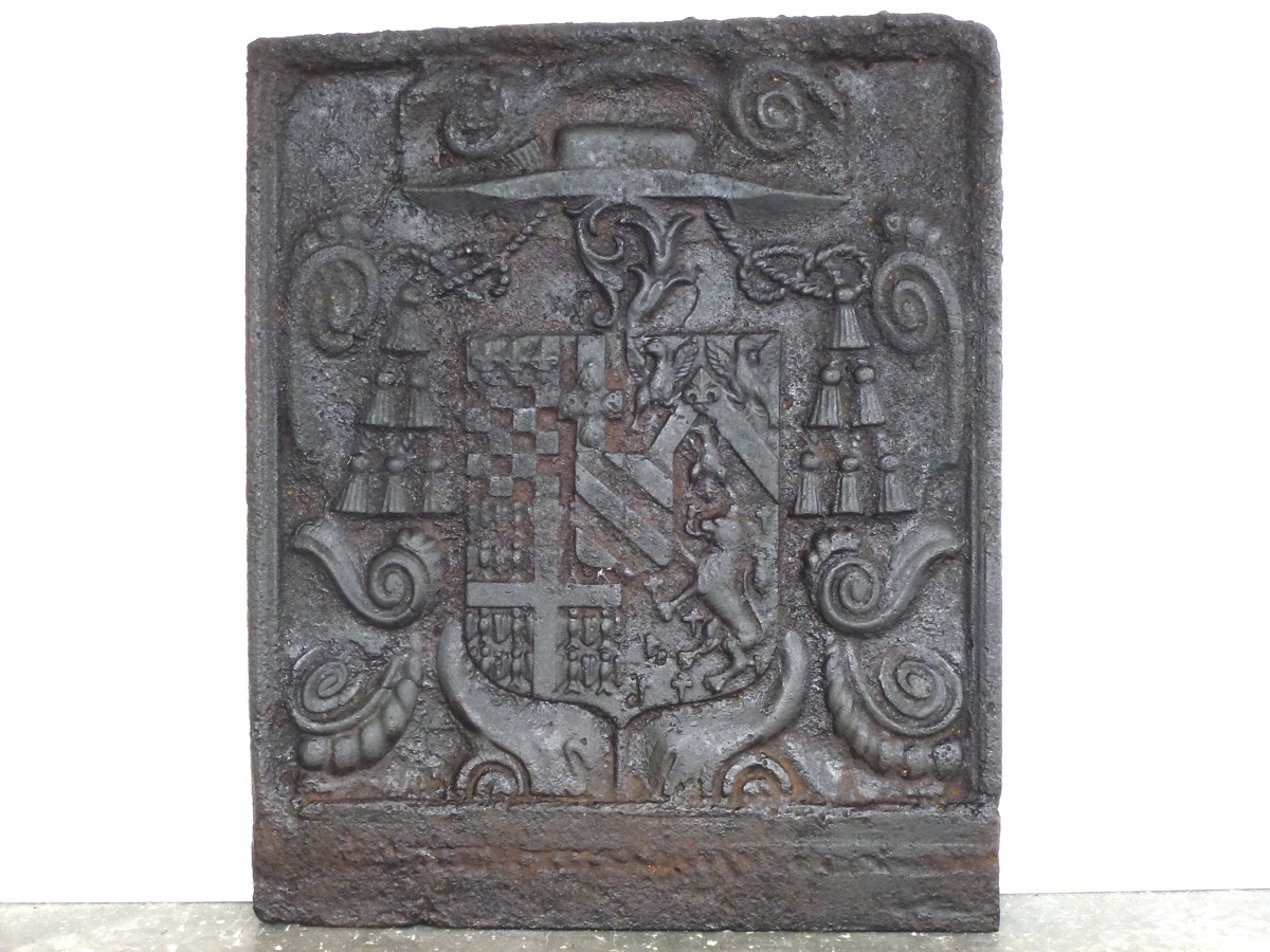 Plaque cheminée ancienne, Contrecoeur ancien  - Fonte - Louis XIV - XVIIe S.