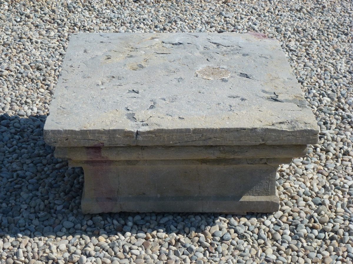 Antique Pedestal, antique base  - Stone - Louis XIV - XVIIthC.