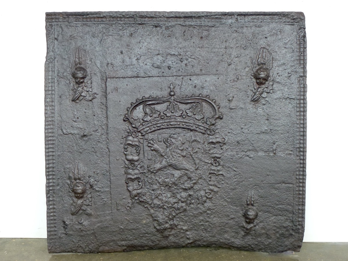 Antique fireback, Cast iron fire-back  - Cast iron - Louis XIII - XVIIth C.