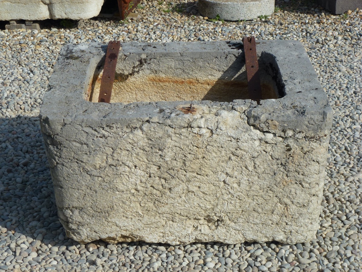 Antique stone trough  - Stone - Rustic country - XVIIIthC.
