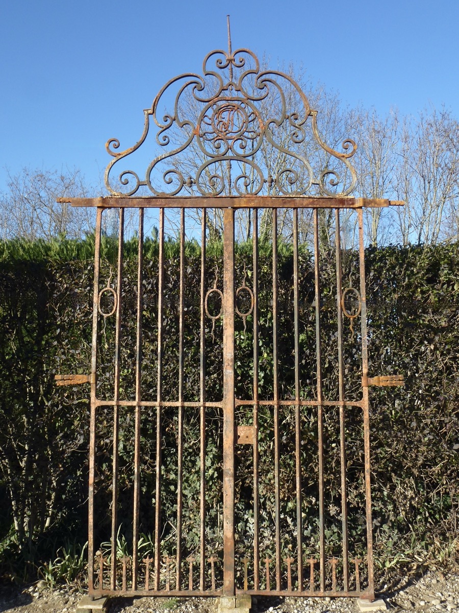 Antique gate, Gatepillar  - Wrought iron - Louis XIV - XVIIthC.