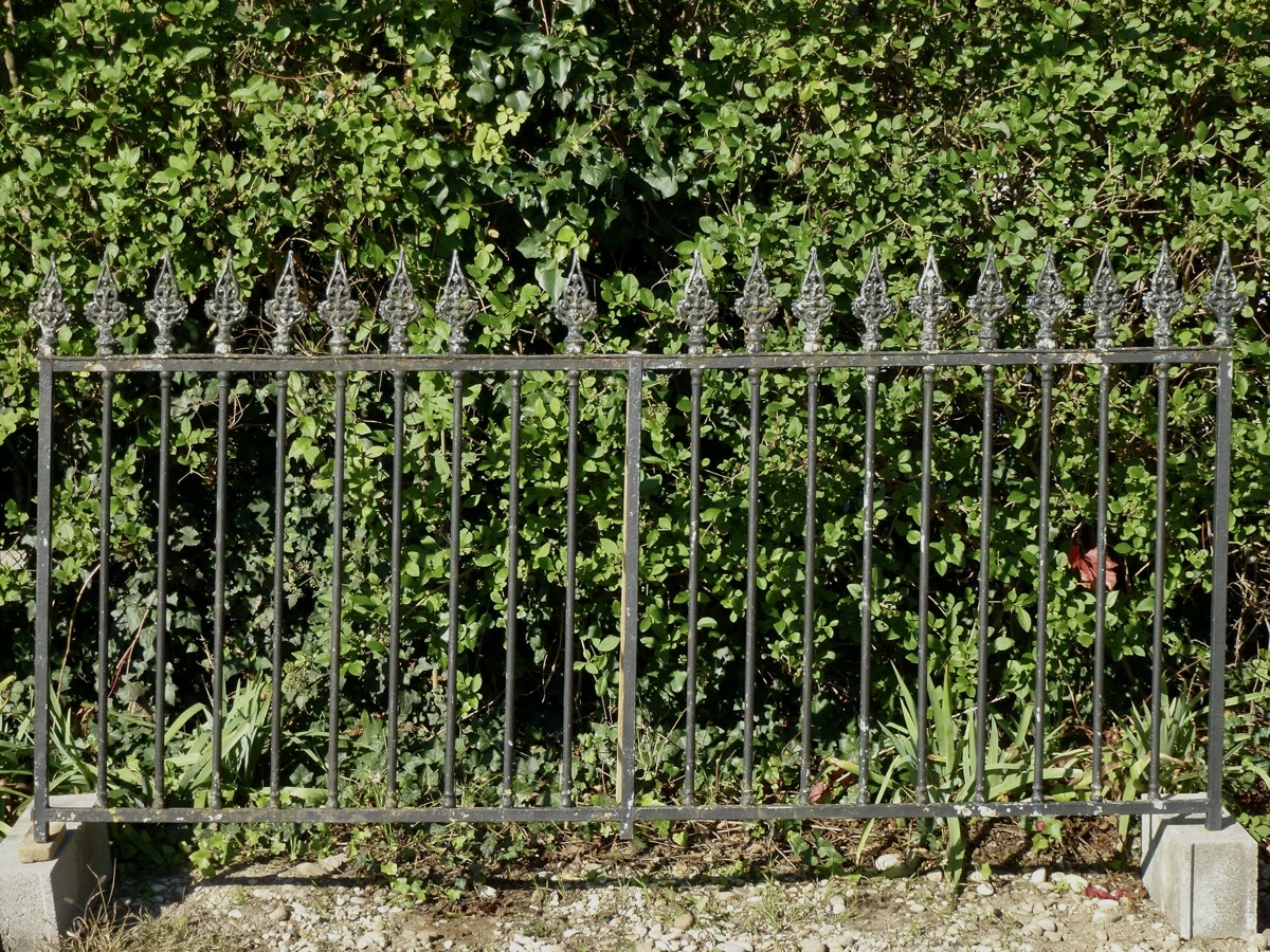 Grille de défense  - Fer forgé - Directoire - XVIIIeS.