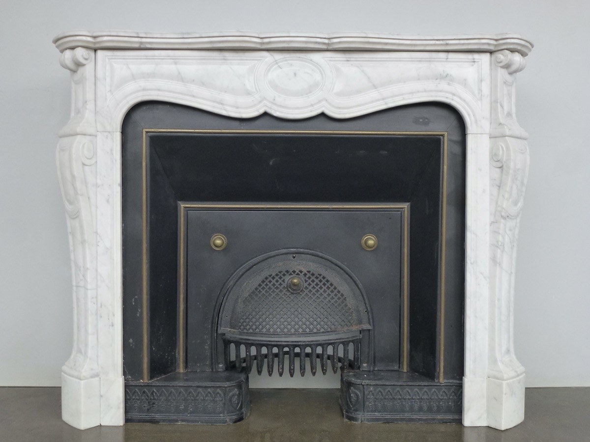 Antique fireplace  - White Marble - Pompadour - XXthC.